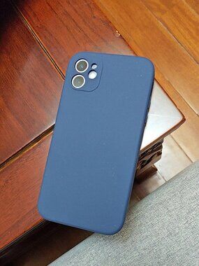 Navy Blue Matte Phone Case • Like New
